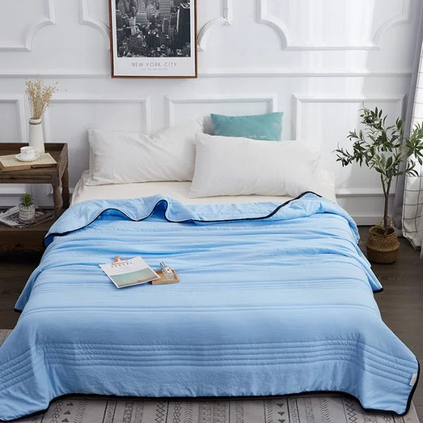 Cool Ice Silk Blanket – the ultimate Lightweight Comfort & Chill